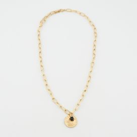 Collier doré chaîne maillons pendentif martelé et perle